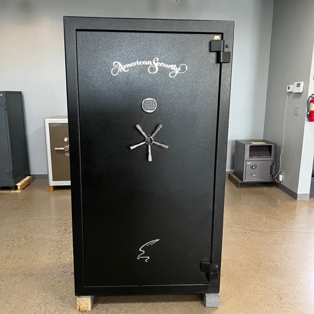 Commercial safes