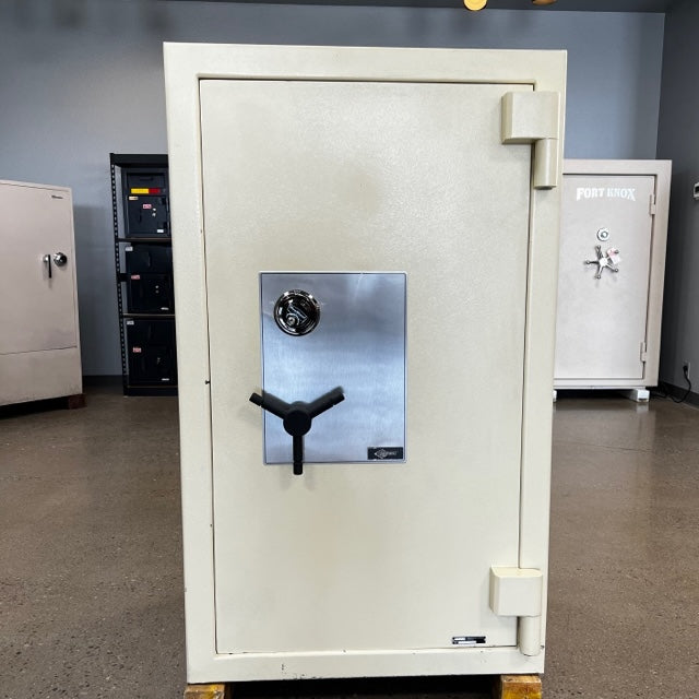 USED Amsec Amvault CF4524 TL-30 Safe