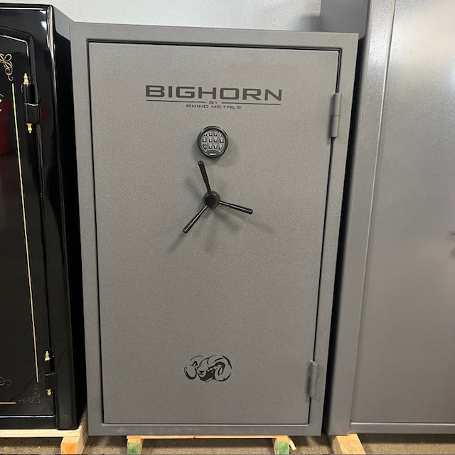 USED Bighorn Gun Safe
