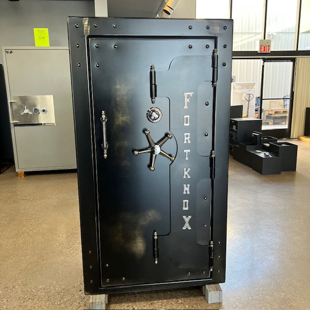 USED Fort Knox Defender 6637 Gun Safe