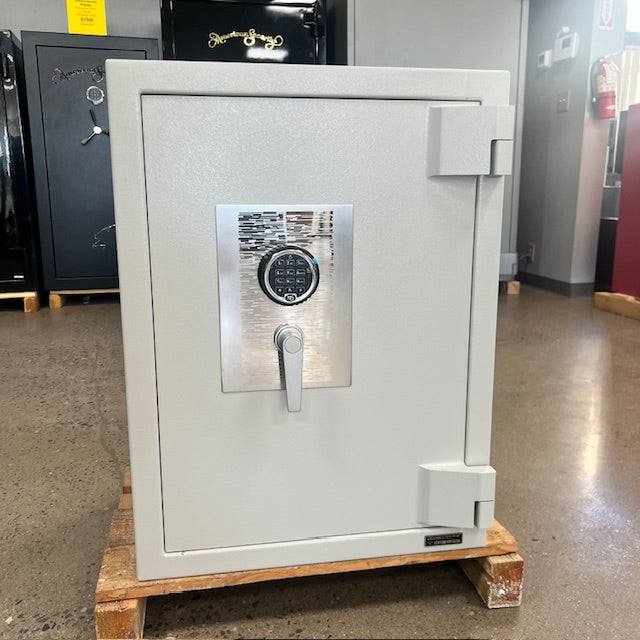 USED Hollon MJ-2618E TL-30 Safe