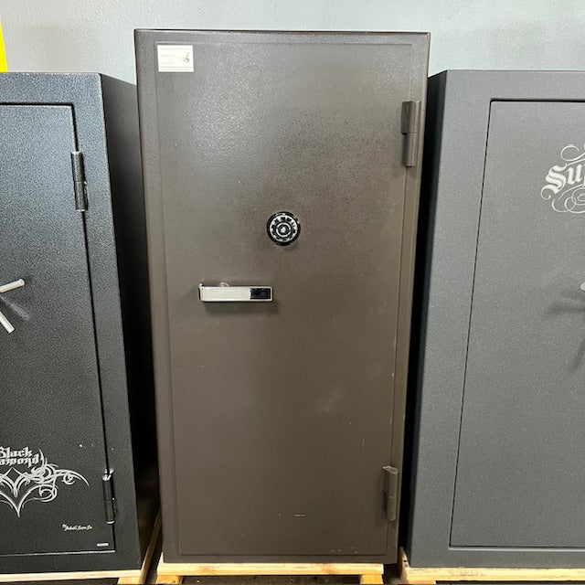 USED Sportsman Steel Gun Safe